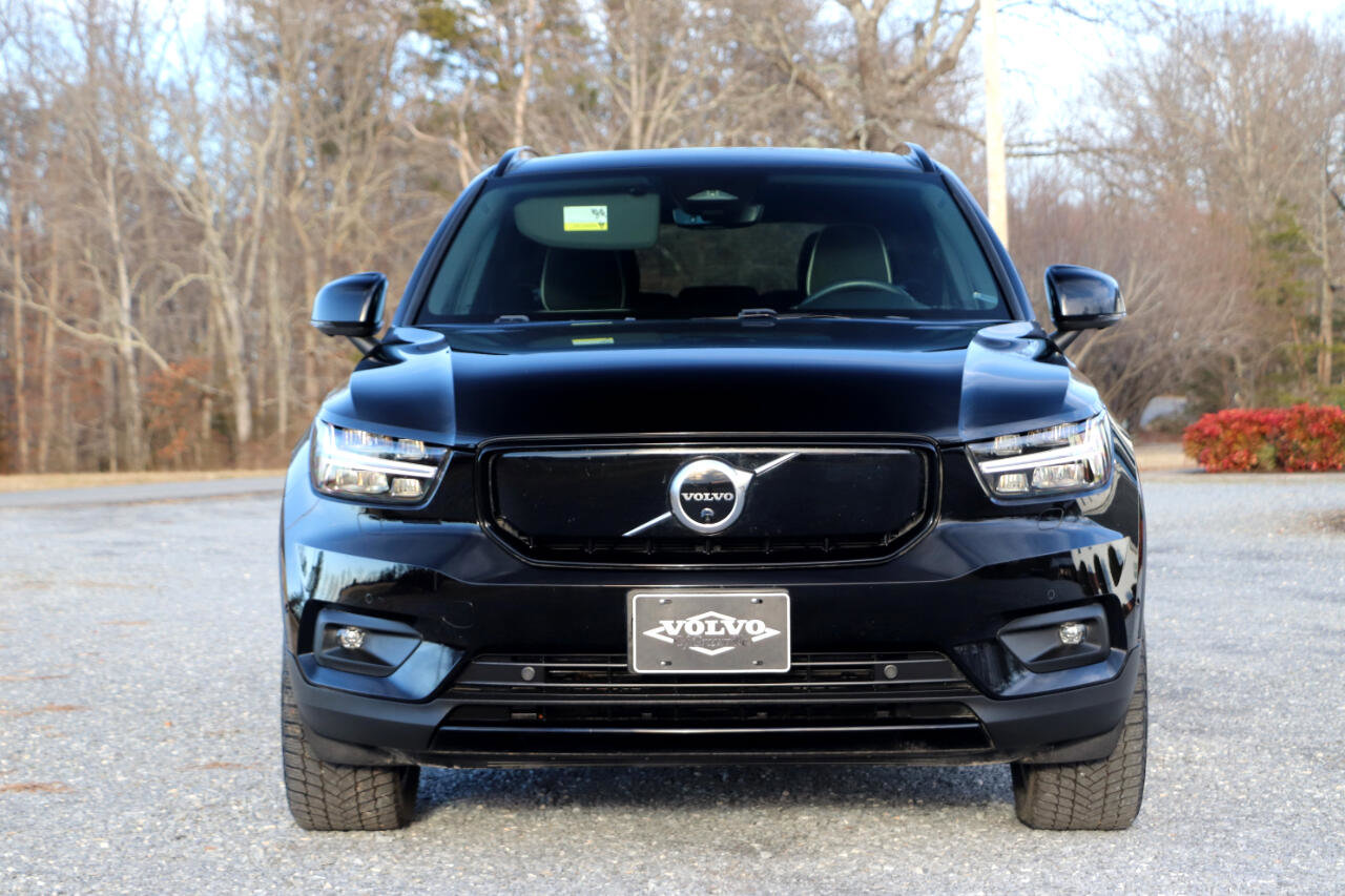 Used 2022 Volvo XC40 P8 Recharge Plus image 39