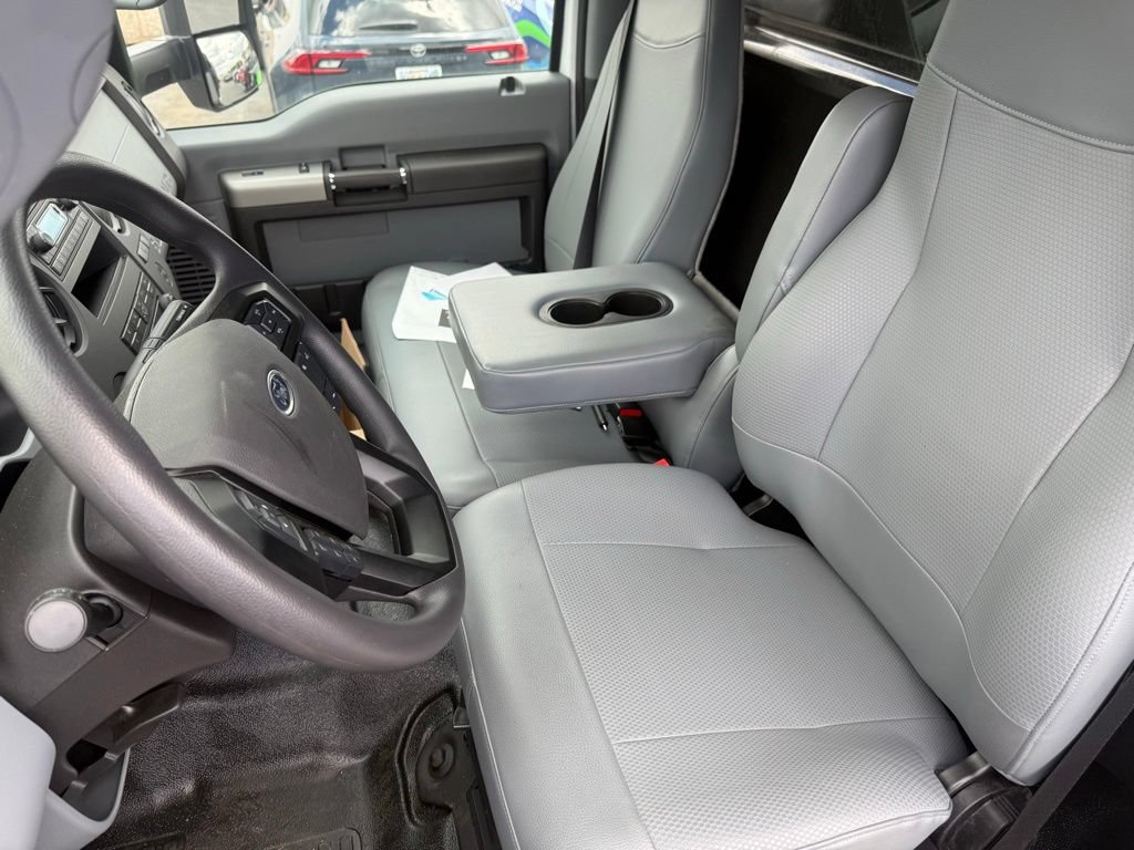 New 2025 Ford F750 2WD Regular Cab Super Duty image 17