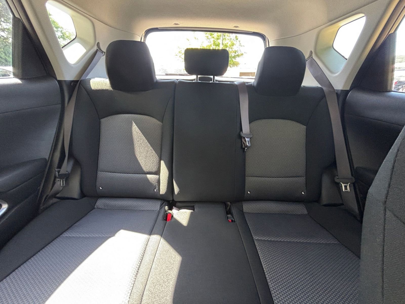 Used 2025 Kia Soul LX w/ LX Technology Package FWD image 37