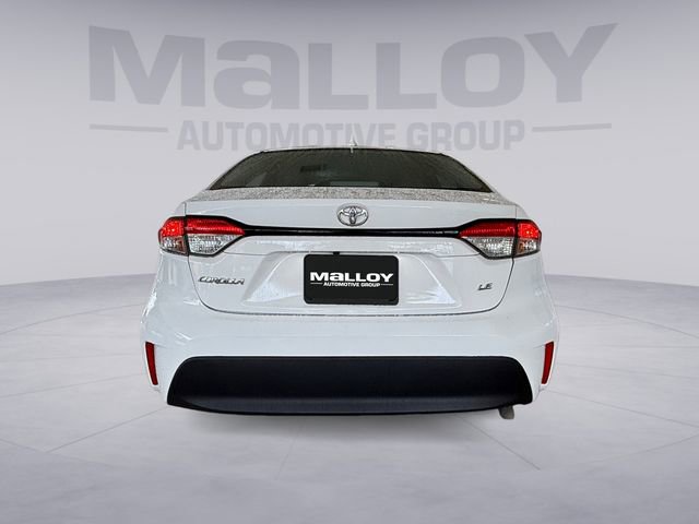Used 2025 Toyota Corolla LE image 4
