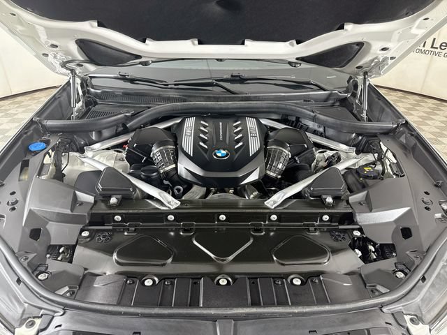 Used 2022 BMW X5 M50i w/ Executive Package AWD/4WD image 32