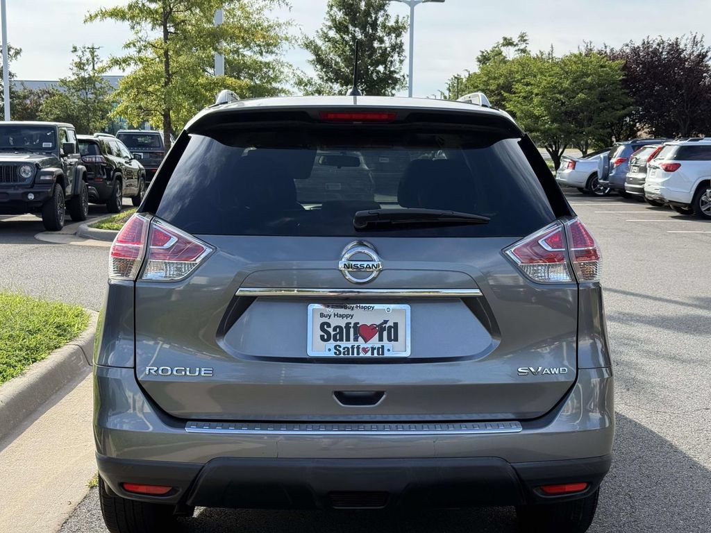 Used 2015 Nissan Rogue SV w/ SV Premium Package AWD/4WD image 11