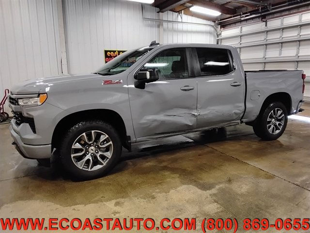 Used 2024 Chevrolet Silverado 1500 RST w/ Convenience Package II AWD/4WD image 5