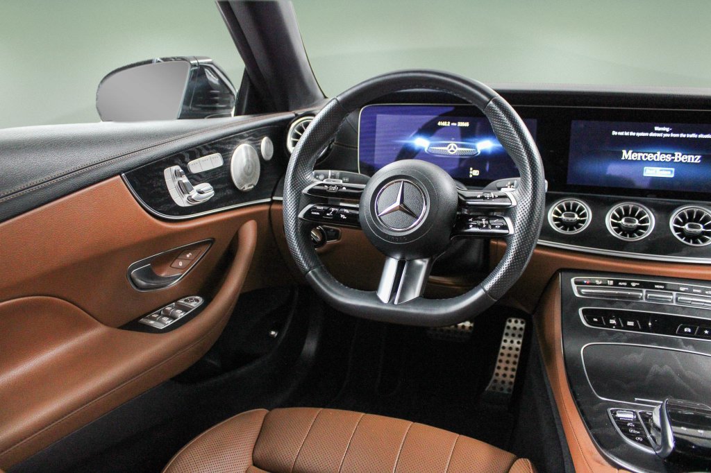 Used 2023 Mercedes-Benz E 450 Cabriolet image 18