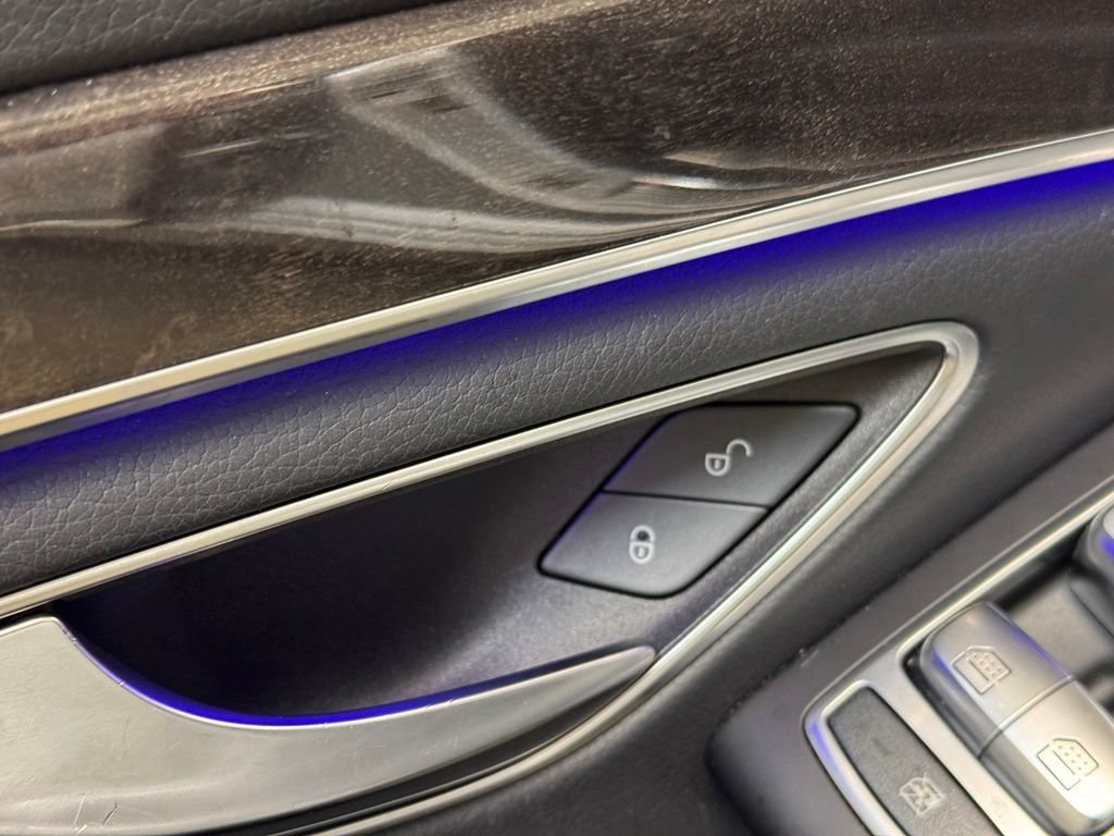 Used 2017 Mercedes-Benz S 550 4MATIC Sedan image 12