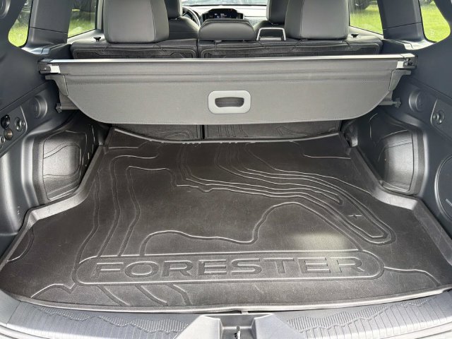 Used 2025 Subaru Forester Touring AWD/4WD image 26