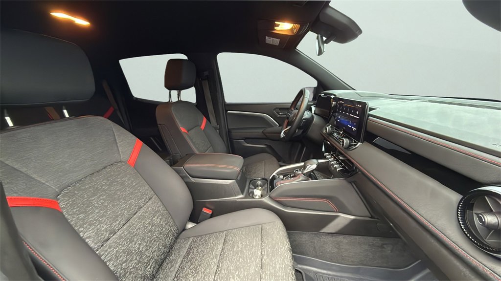 Used 2023 Chevrolet Colorado Z71 image 18