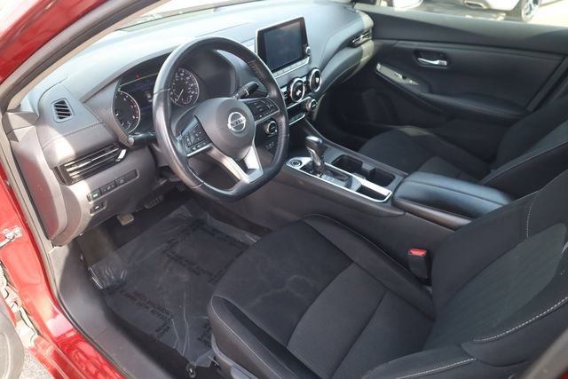 Used 2020 Nissan Sentra SV image 9