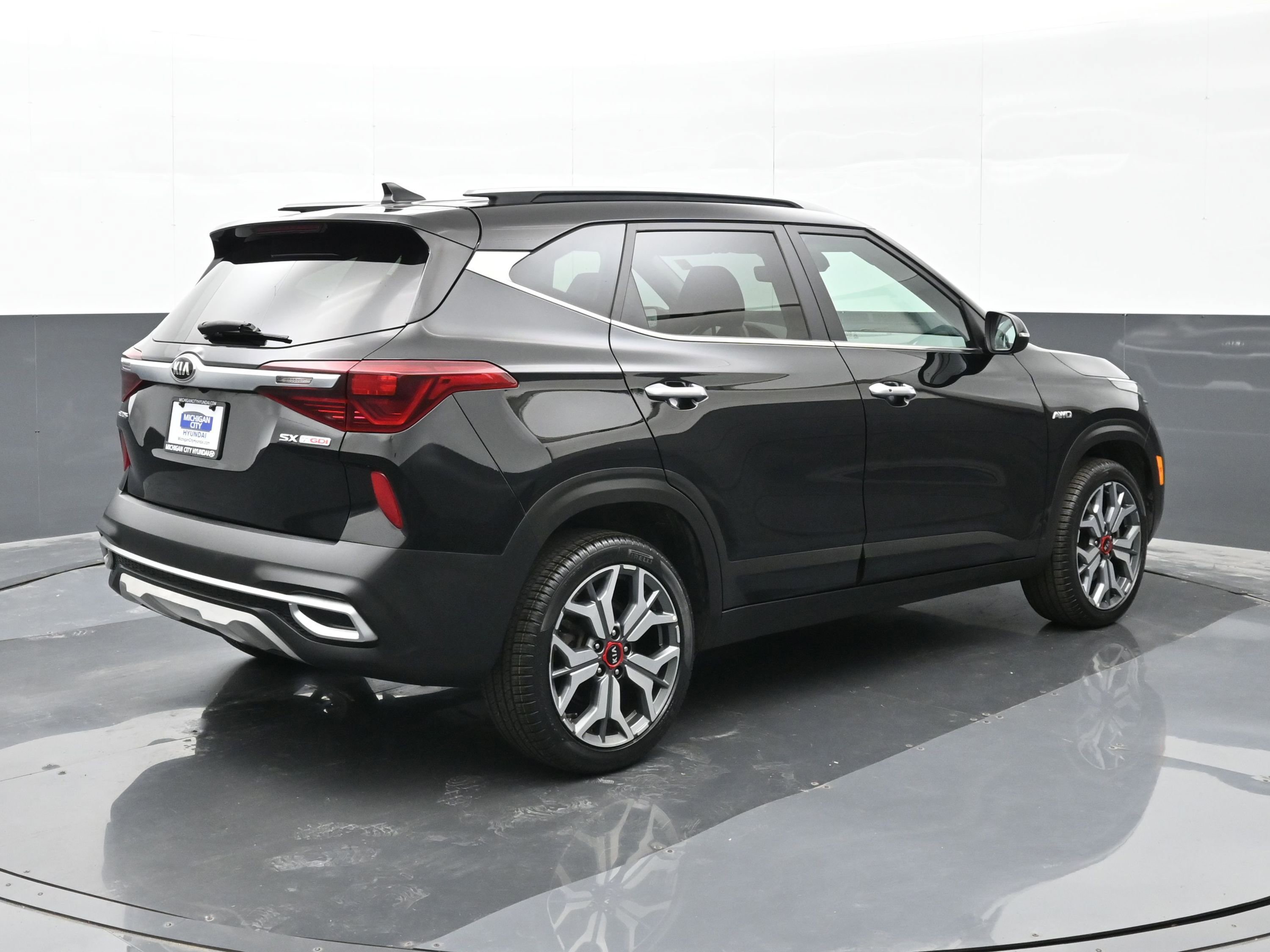 Used 2021 Kia Seltos SX image 8