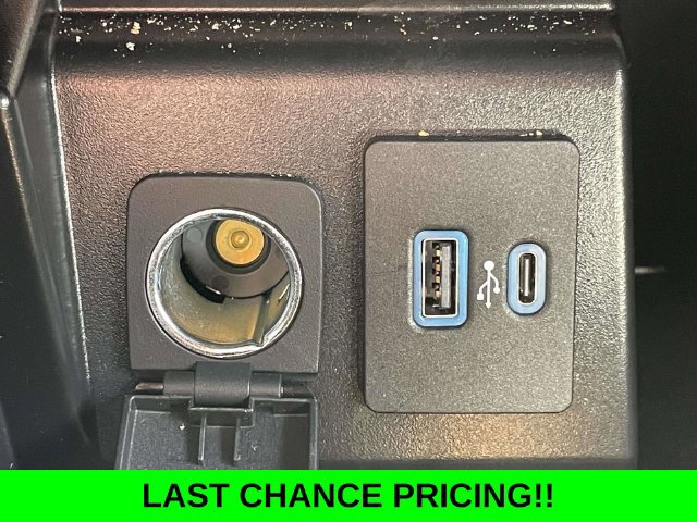 Certified 2024 Ford Explorer XLT RWD image 22