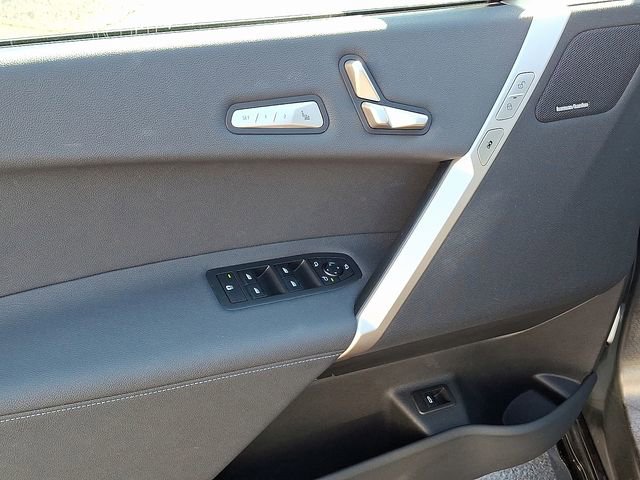 Certified 2024 BMW iX xDrive50 w/ Premium Package image 12