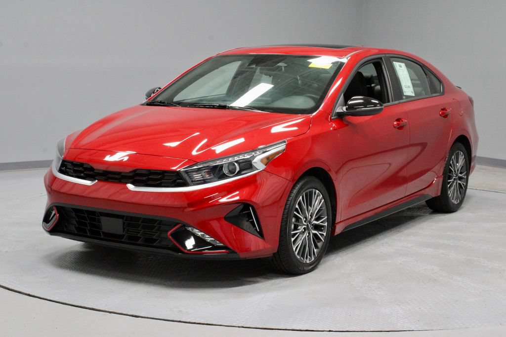 Used 2024 Kia Forte GT-Line w/ GT-Line Premium Package FWD image 7