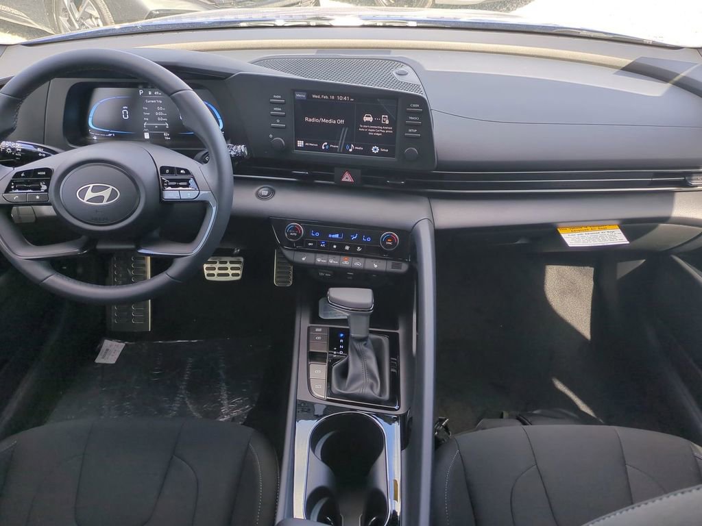 New 2026 Hyundai Elantra SEL Sport image 17