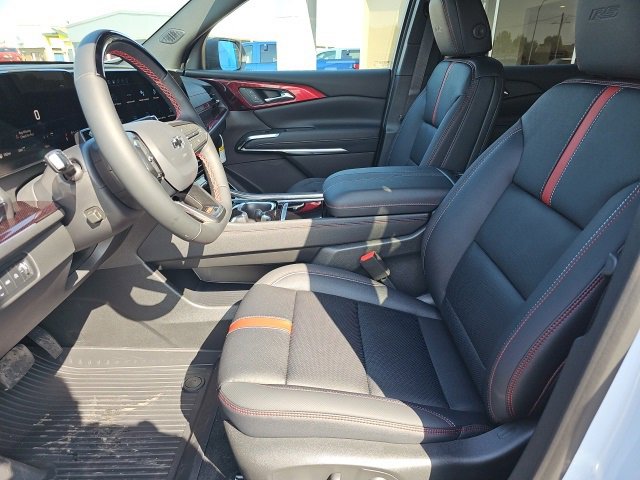 New 2026 Chevrolet Traverse RS w/ LPO, Floor Liner Package image 11