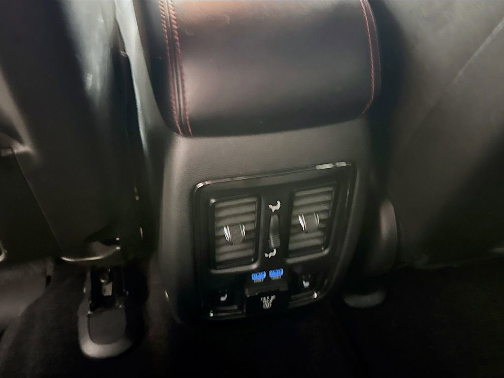 Used 2019 Jeep Grand Cherokee Trailhawk w/ Trailhawk Luxury Group AWD/4WD image 30