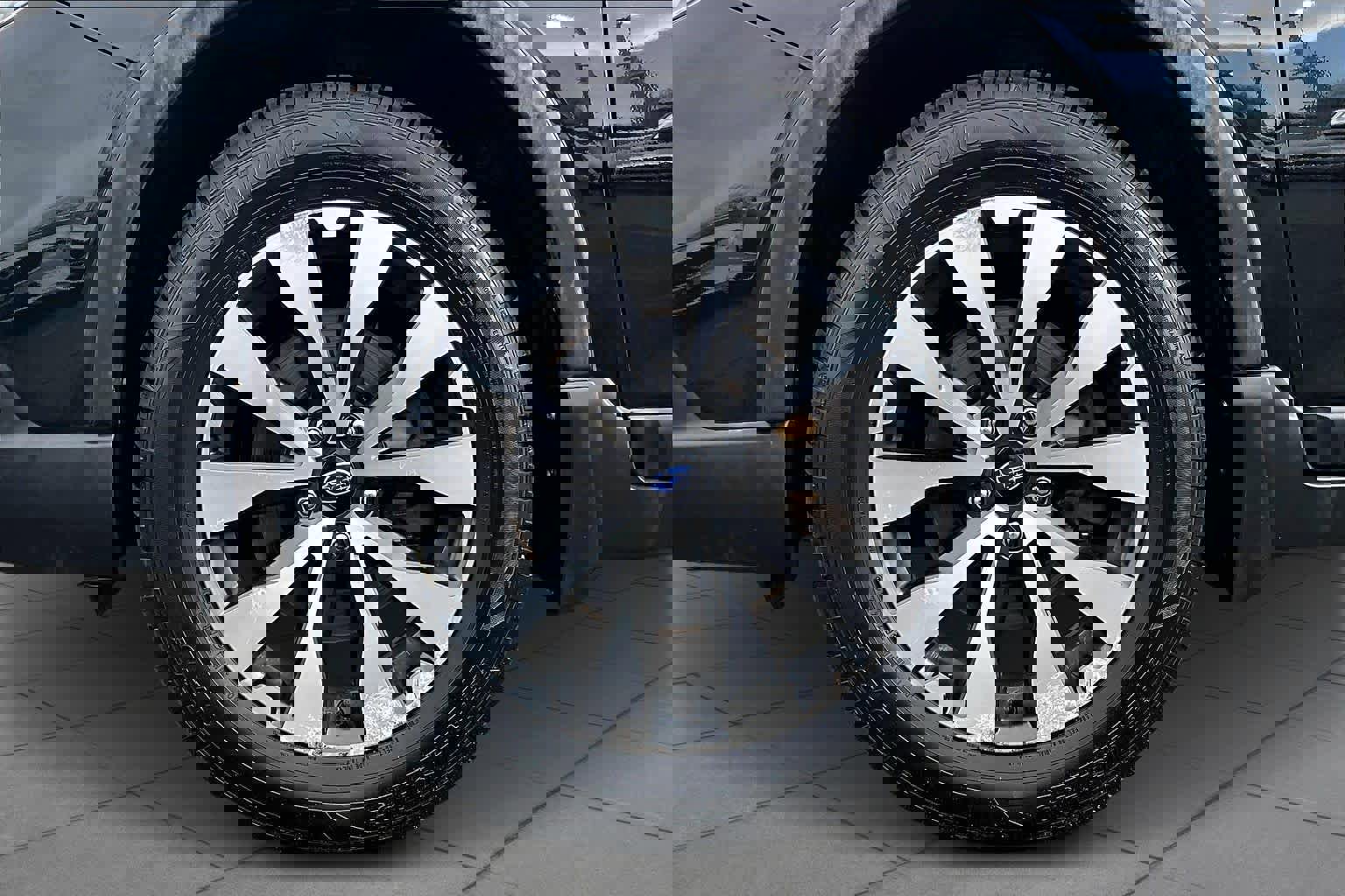 Used 2015 Subaru Outback 2.5i Limited image 11