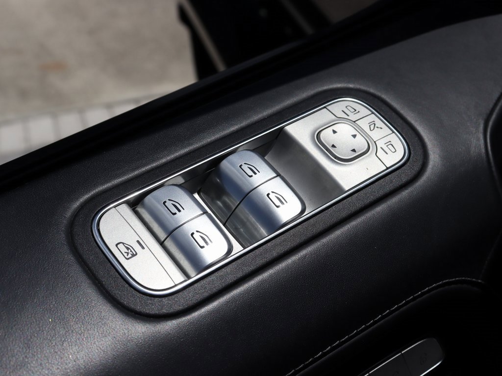 Used 2023 Mercedes-Benz G 550 image 13