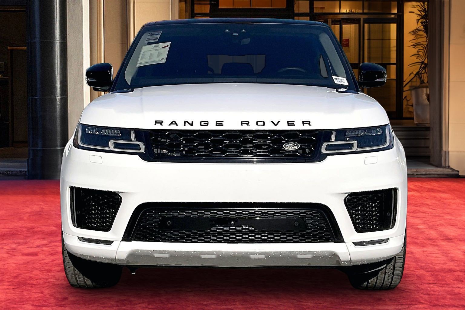 Used 2021 Land Rover Range Rover Sport HST AWD/4WD image 3