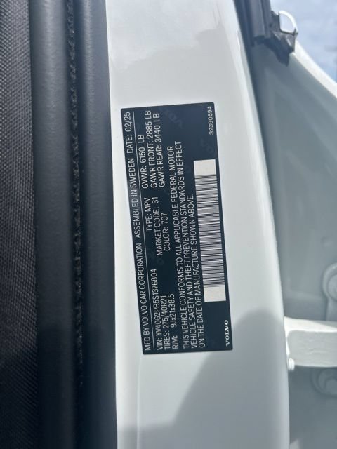 Certified 2025 Volvo XC90 B6 Plus AWD/4WD image 28