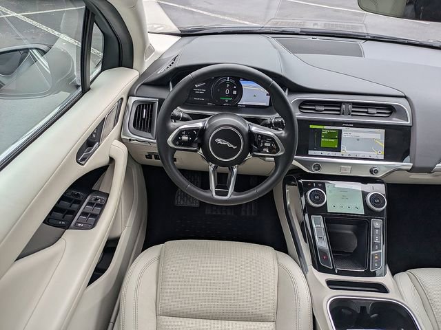 Used 2020 Jaguar I-PACE SE image 17