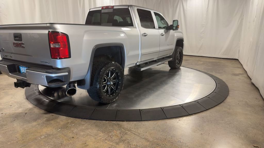 Used 2018 GMC Sierra 2500 Denali w/ Duramax Plus Package image 8