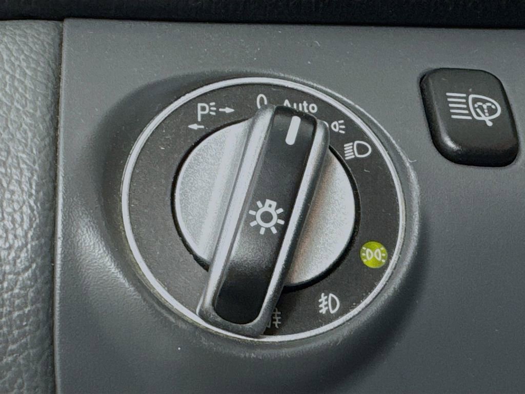 Used 2003 Mercedes-Benz SL 500 image 14