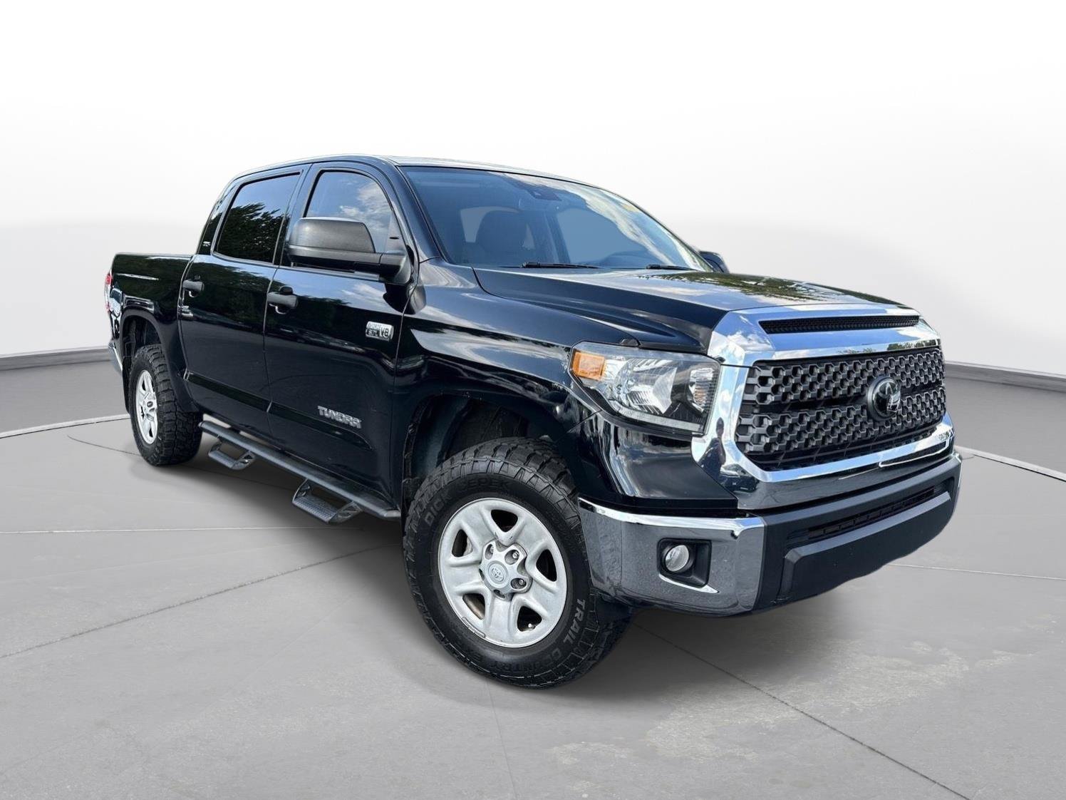 Used 2021 Toyota Tundra SR5 w/ SR5 Upgrade Package AWD/4WD image 4
