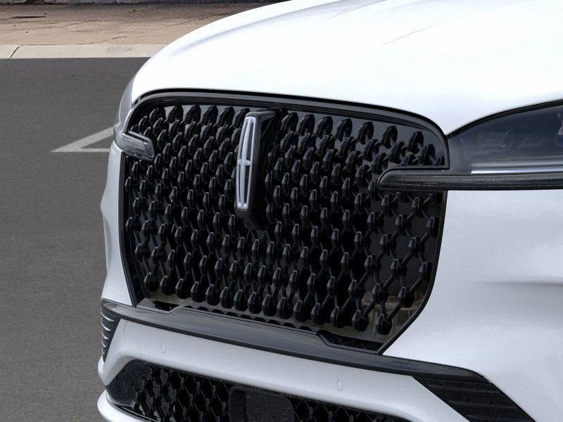 New 2026 Lincoln Aviator Black Label w/ Jet Appearance Package AWD/4WD image 17