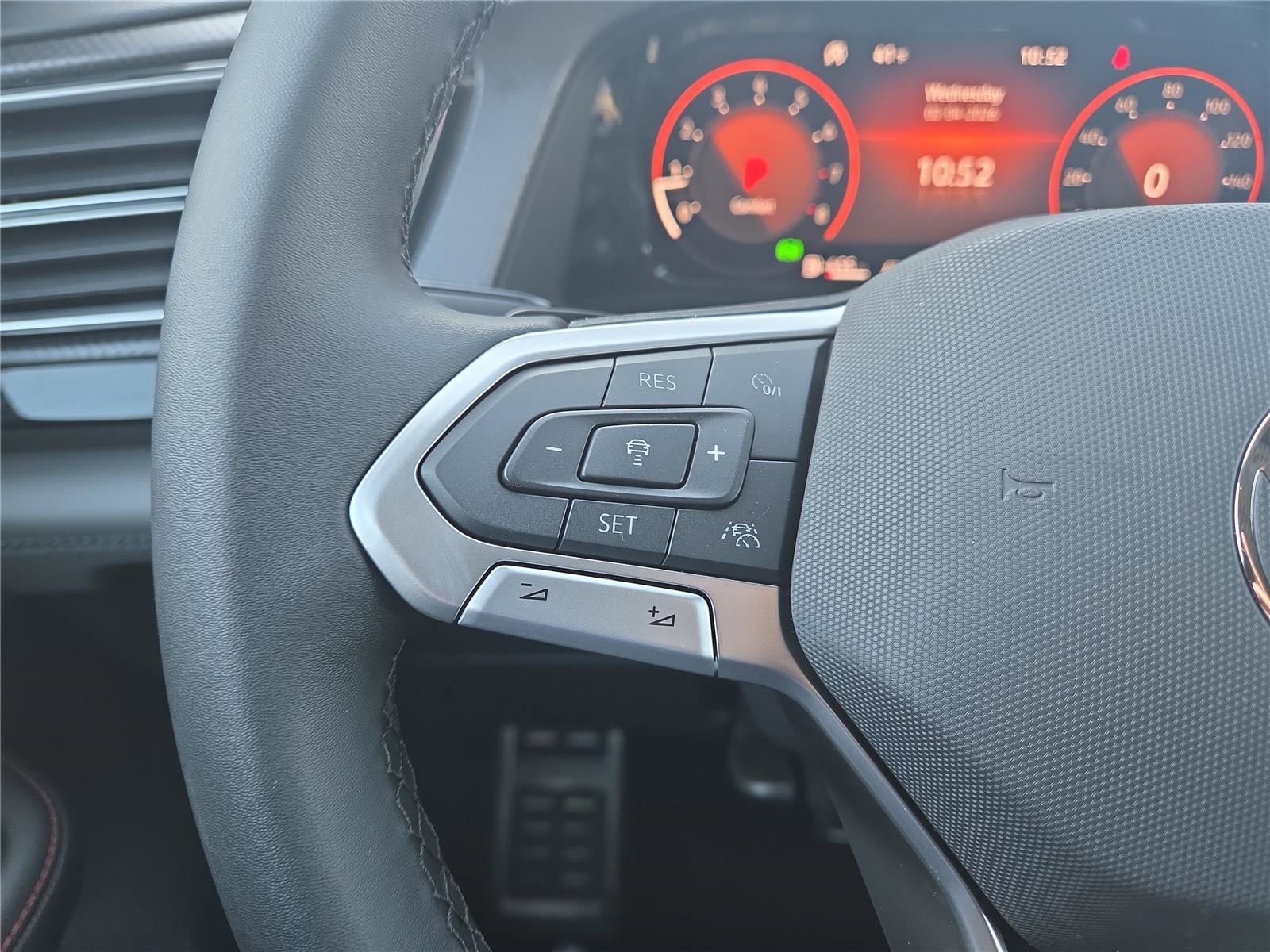 New 2026 Volkswagen Atlas Peak Edition image 16