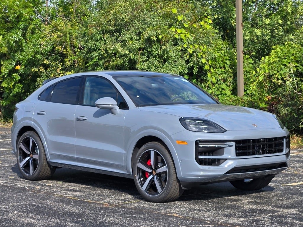 New 2026 Porsche Cayenne S image 9