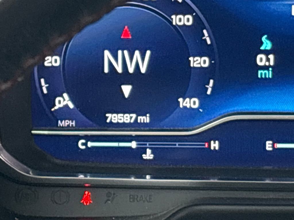 Used 2022 Chevrolet Tahoe RST w/ Luxury Package image 21