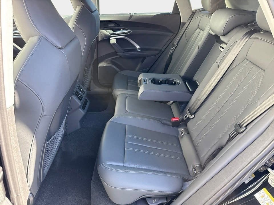 Certified 2025 Audi Q5 Premium w/ Premium Plus AWD/4WD image 12