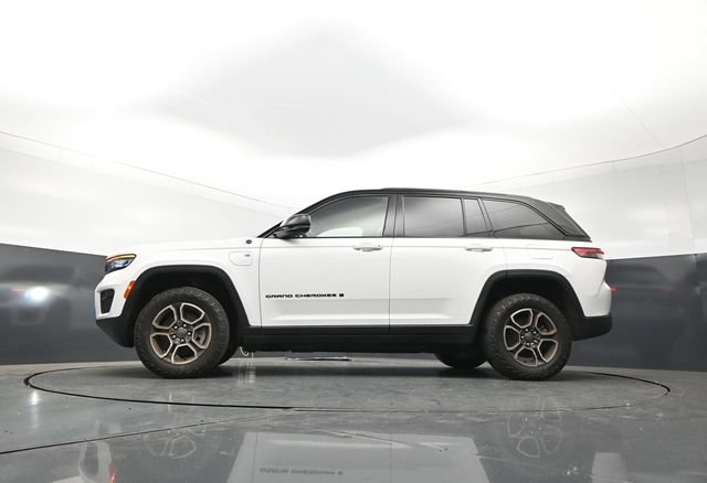 Used 2023 Jeep Grand Cherokee Trailhawk w/ Luxury Tech Group III AWD/4WD image 25