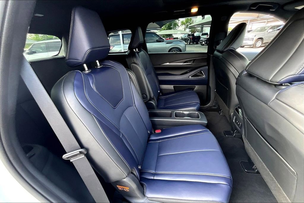 Certified 2026 INFINITI QX60 Sport w/ Dark Cargo Package image 39