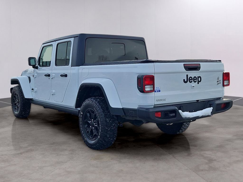 Used 2021 Jeep Gladiator Sport image 6