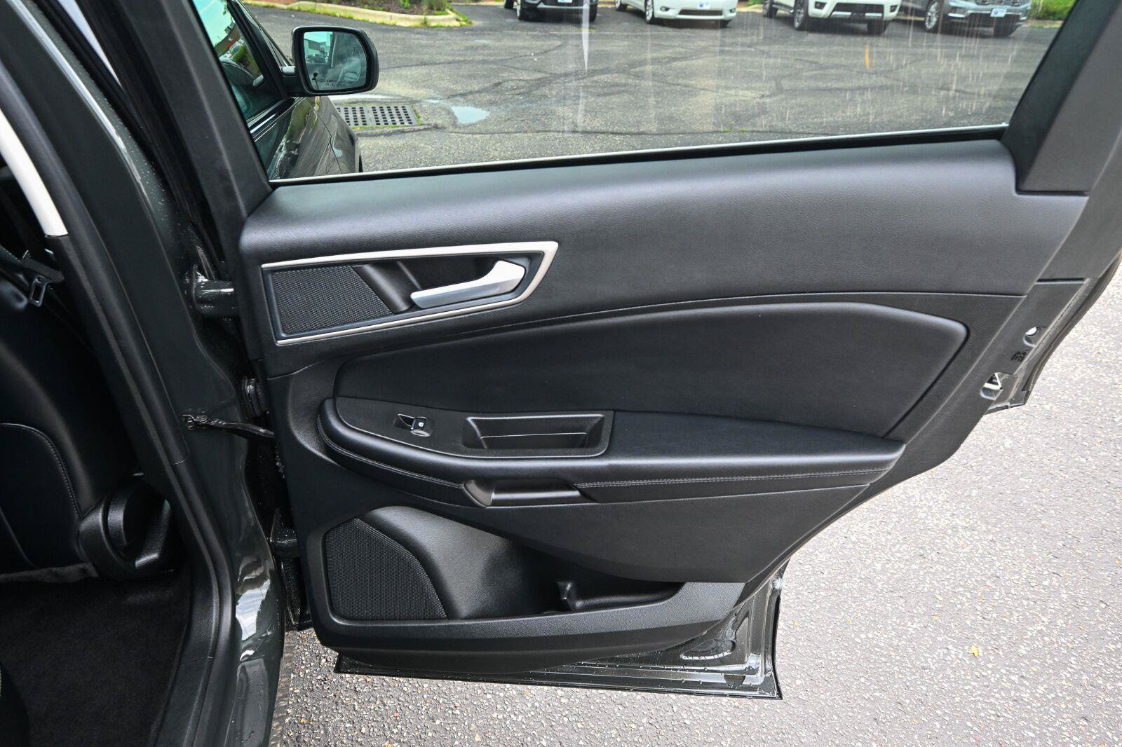 Used 2023 Ford Edge SEL AWD/4WD image 30