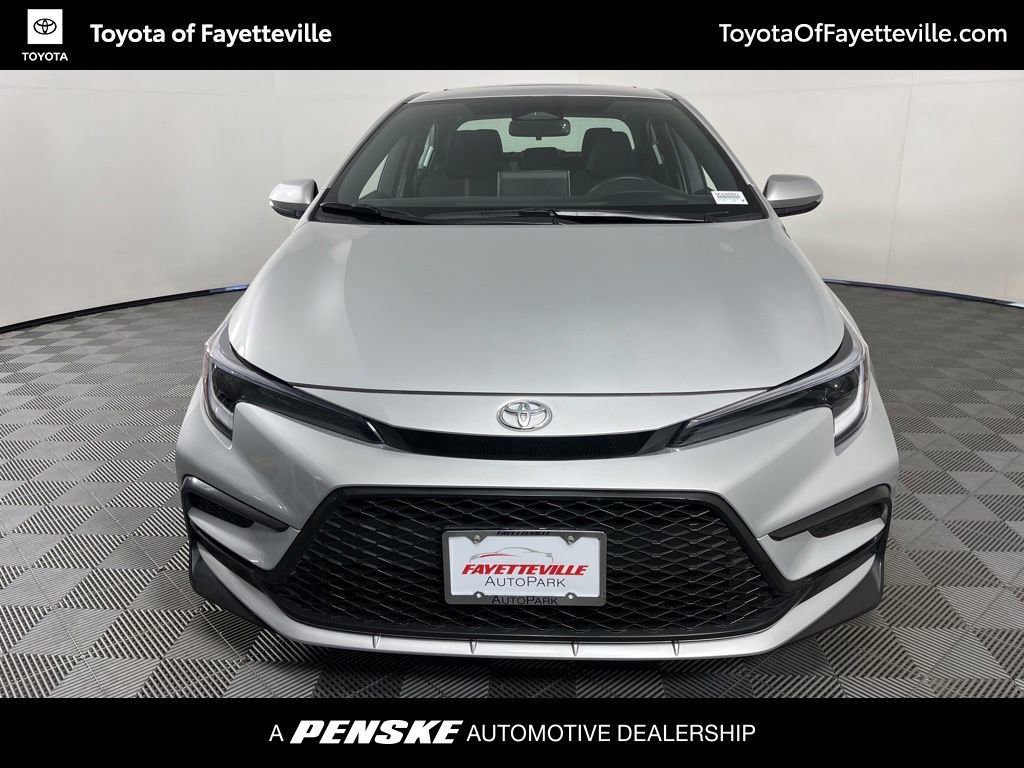 Used 2025 Toyota Corolla SE w/ SE Premium Package image 16