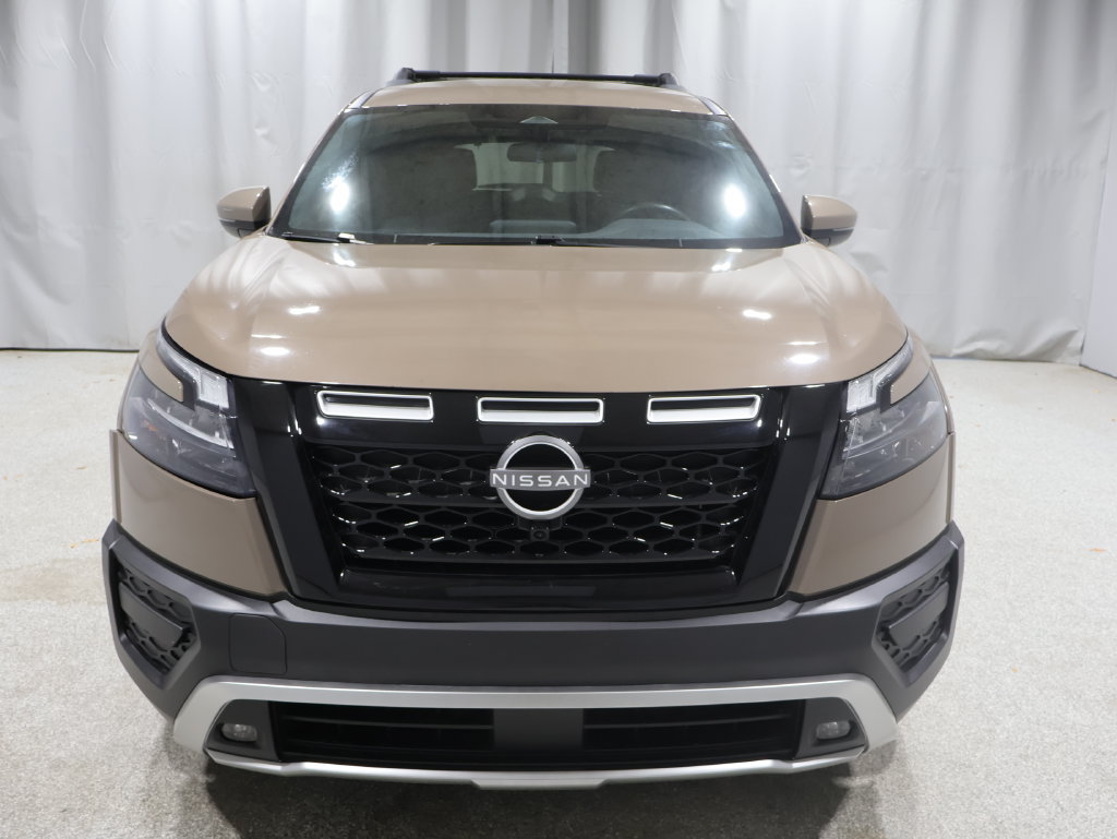 Used 2024 Nissan Pathfinder Rock Creek AWD/4WD image 8