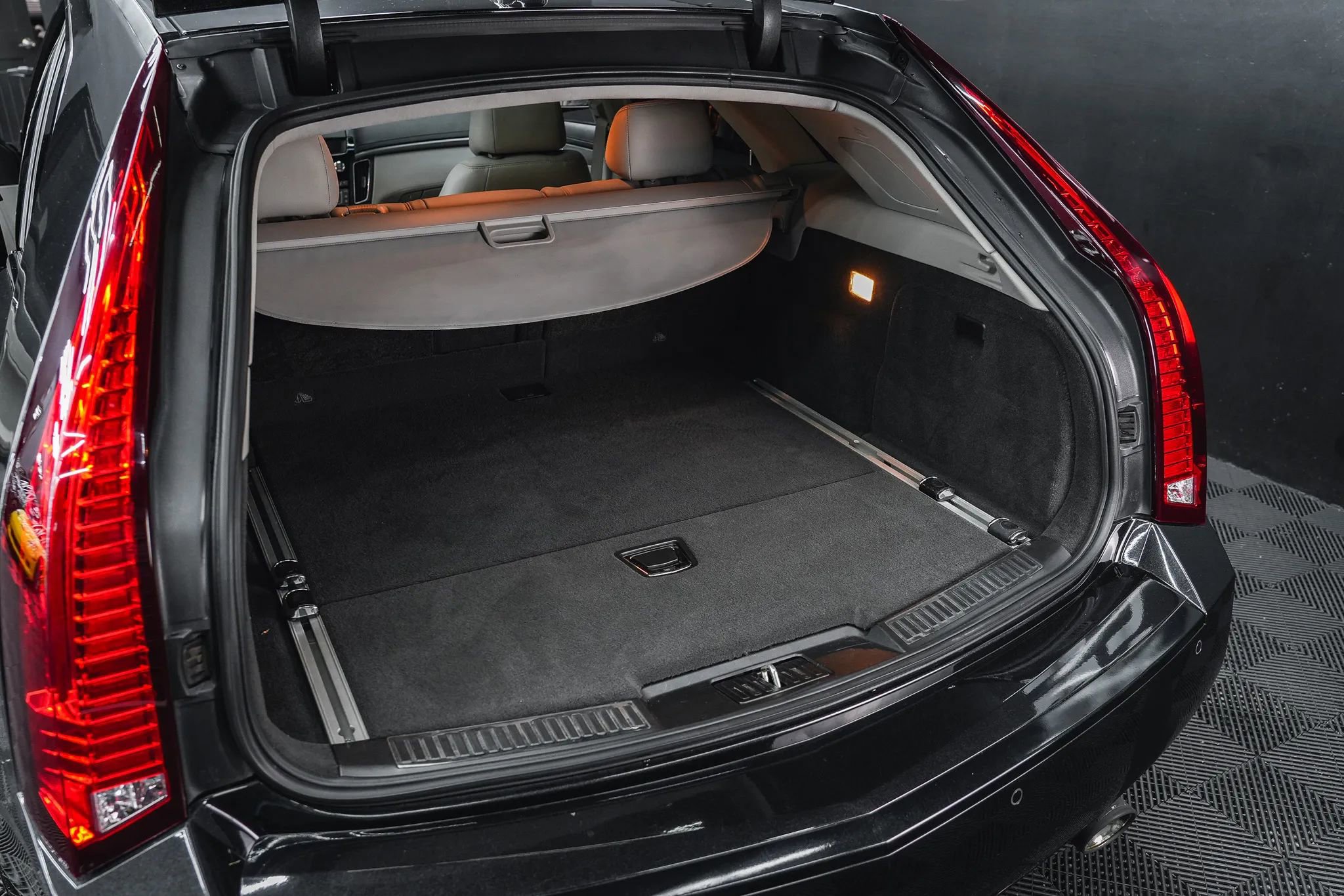 Used 2014 Cadillac CTS V image 70