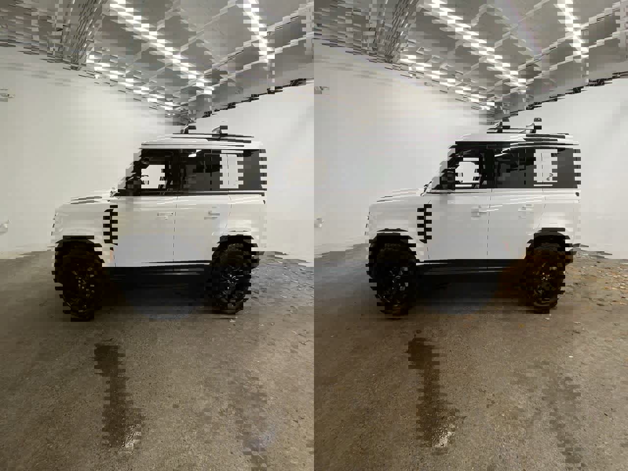 Used 2020 Land Rover Defender 110 HSE image 3