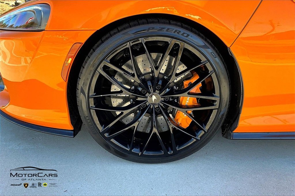 Used 2023 McLaren GT image 10