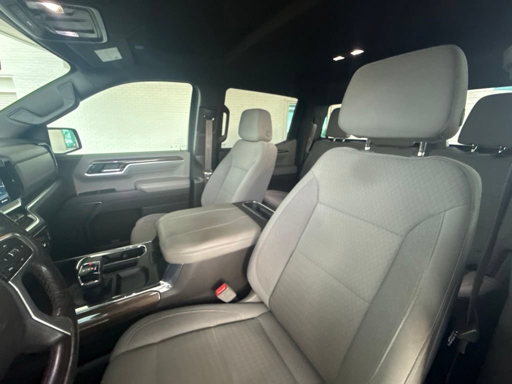 Used 2023 Chevrolet Silverado 1500 RST AWD/4WD image 31