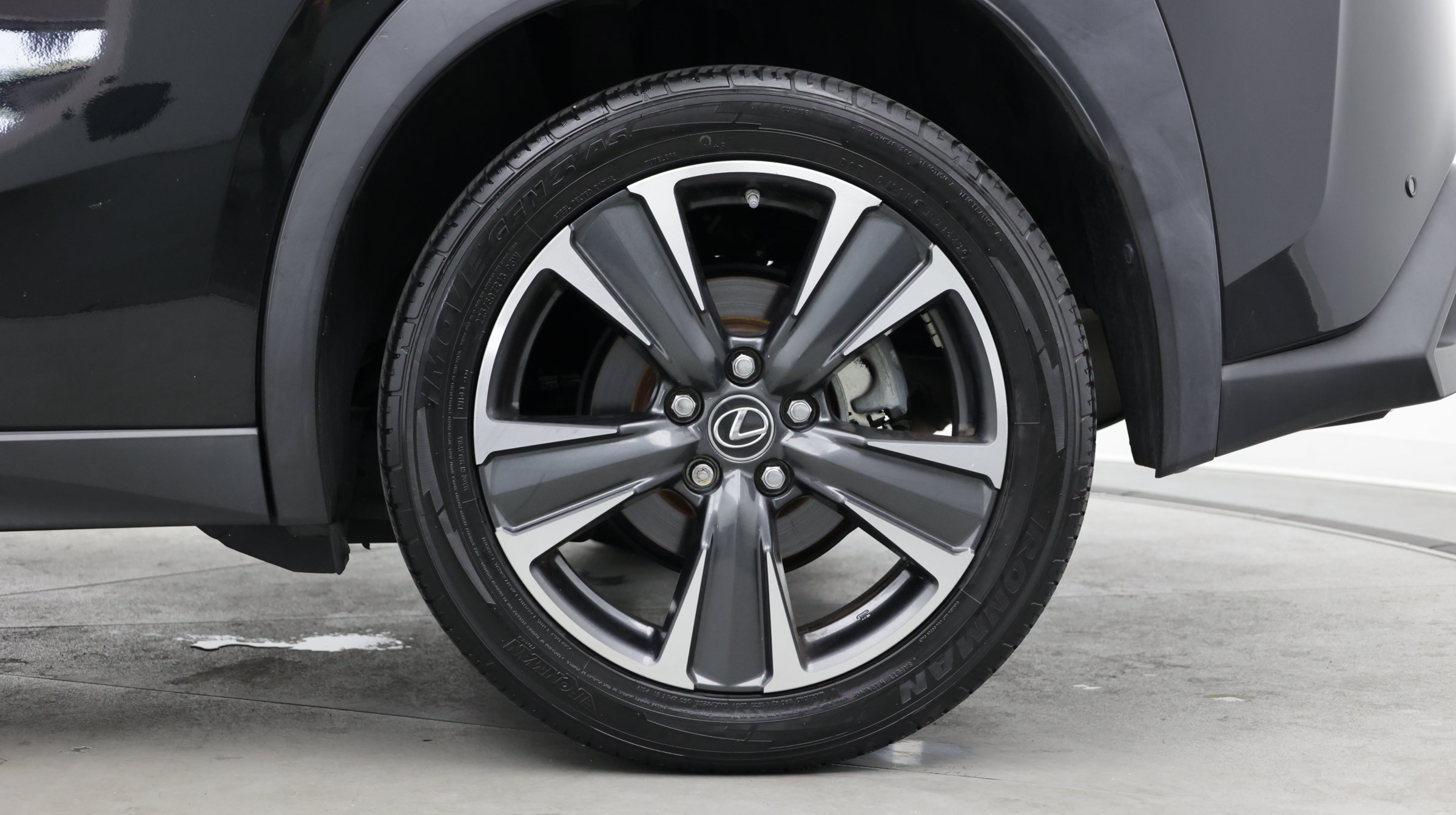 Used 2021 Lexus UX 200 w/ Accessory Package (Z2) FWD image 14
