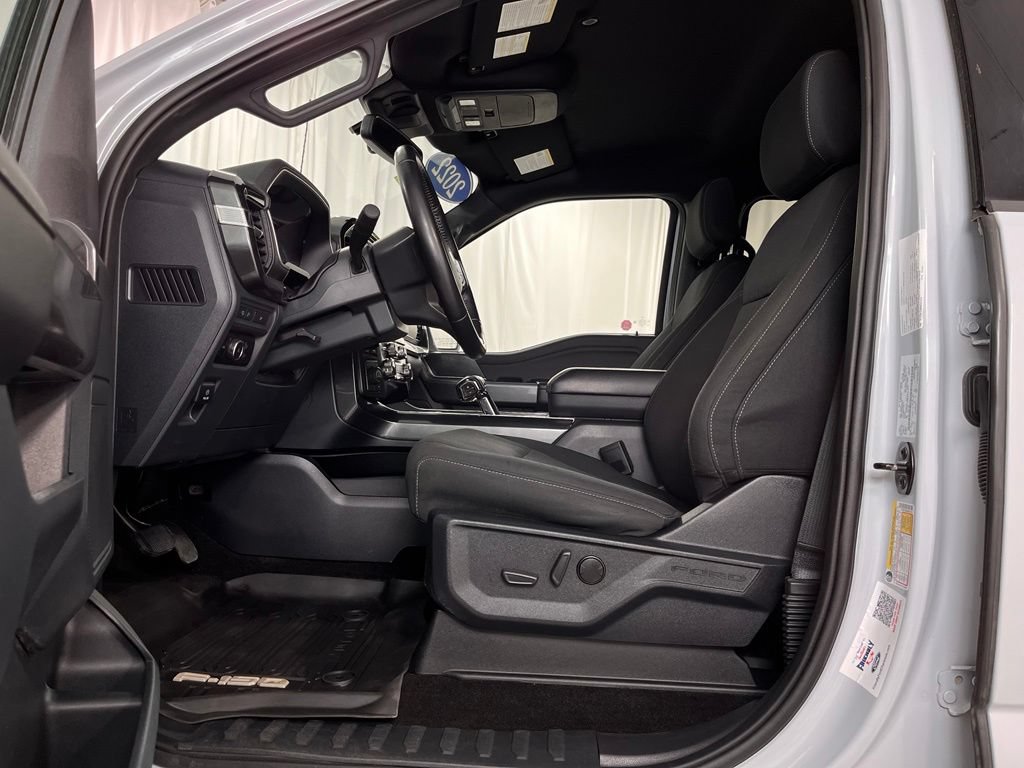 Used 2022 Ford F150 XLT w/ Equipment Group 302A High AWD/4WD image 3