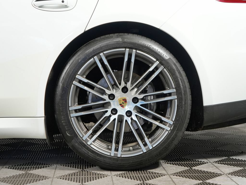 Certified 2016 Porsche Panamera Edition RWD image 14