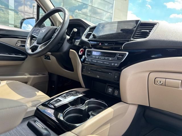 Used 2022 Honda Pilot Touring image 27