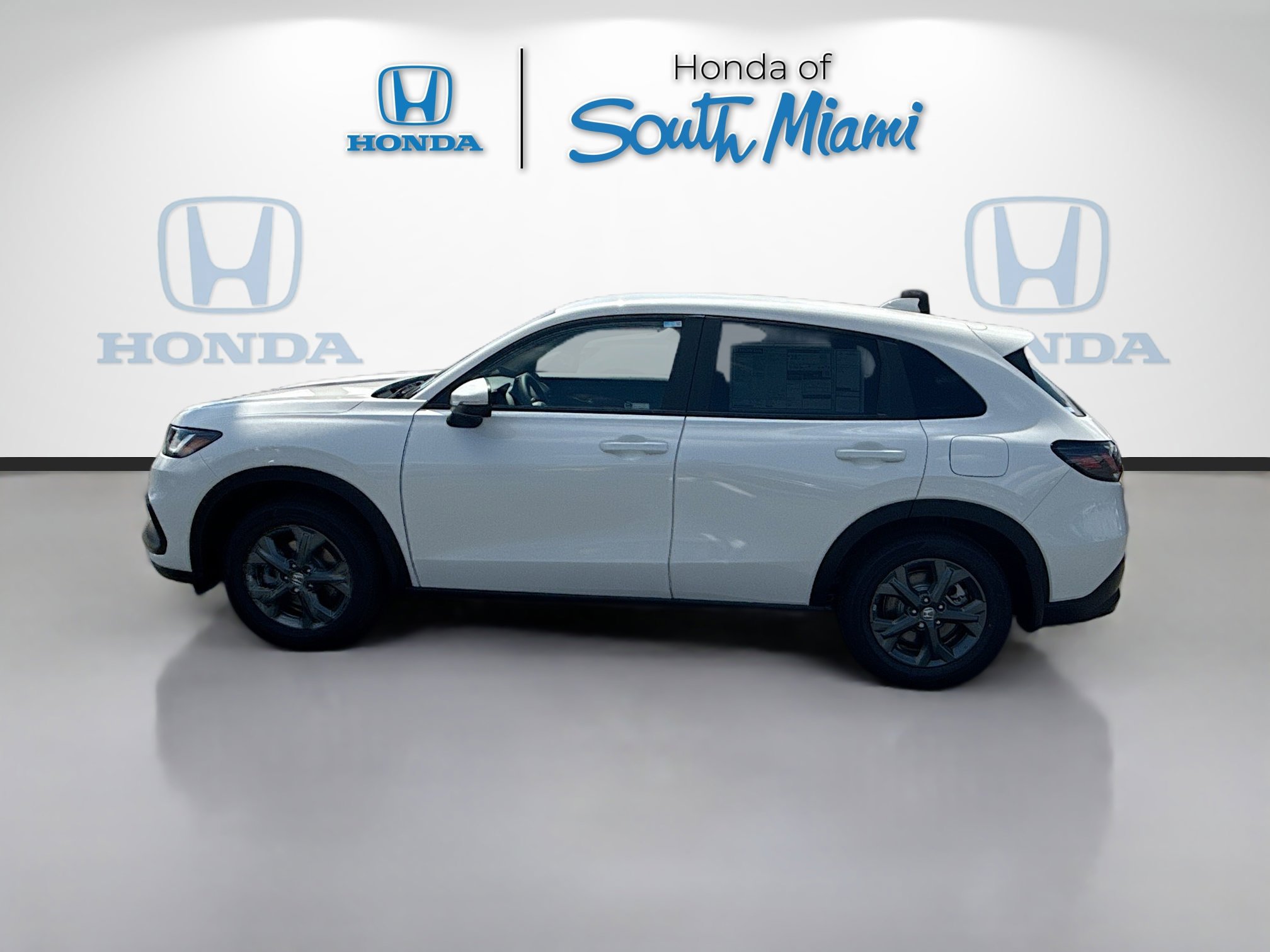 New 2026 Honda HR-V LX image 4