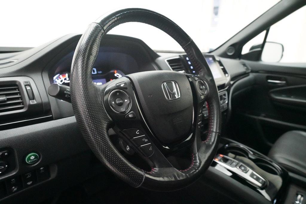 Used 2023 Honda Ridgeline Black Edition image 8