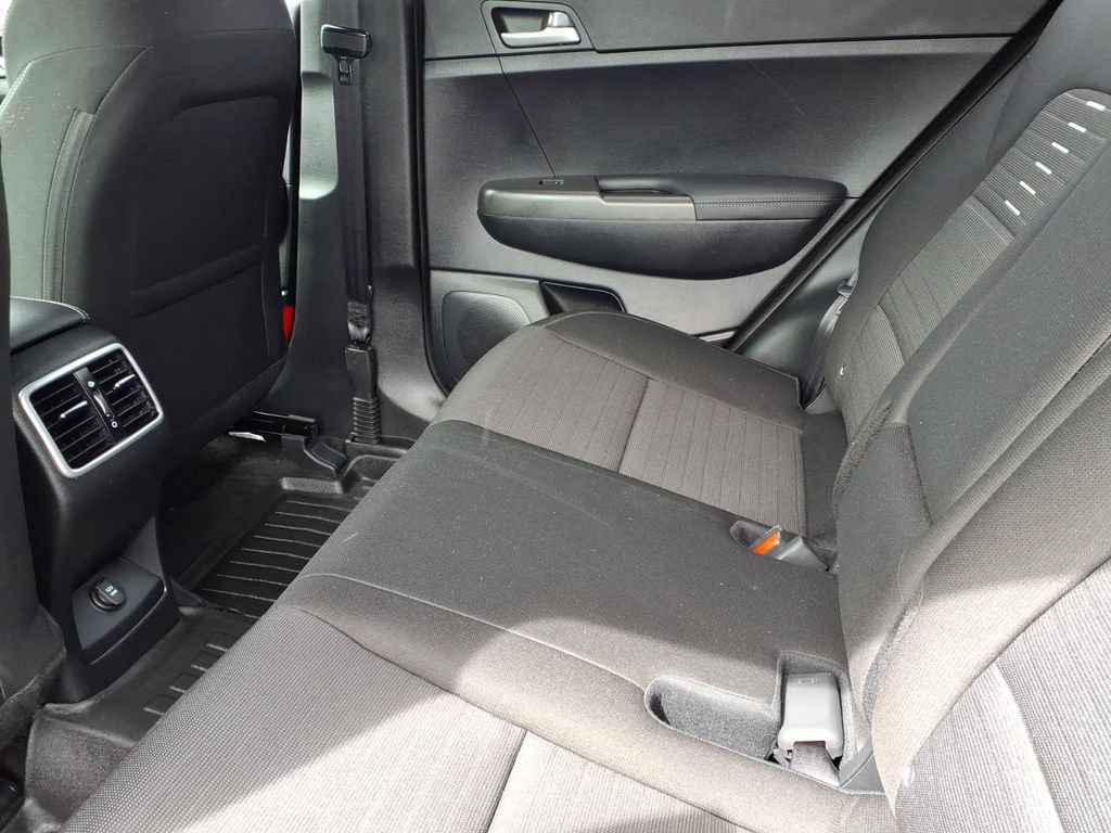 Used 2022 Kia Sportage LX w/ LX AWD Value Edition Package image 16