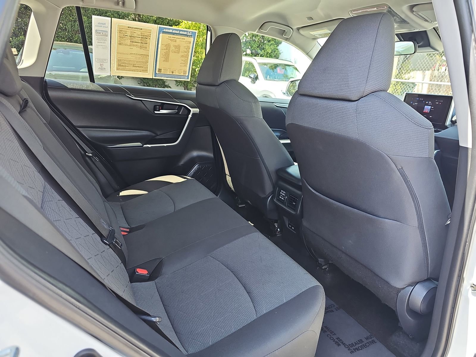 Used 2023 Toyota RAV4 XLE AWD/4WD image 11